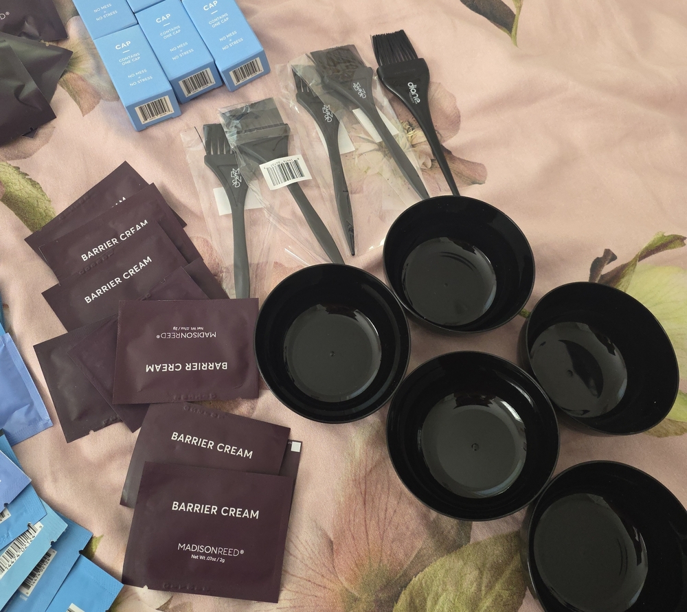 MR Hair Coloring Kit - Wipes & Tools
